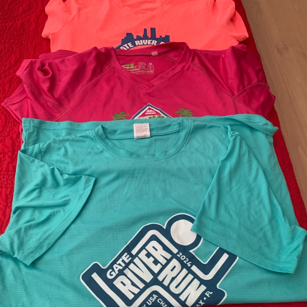 Three Gate River Run shirts.